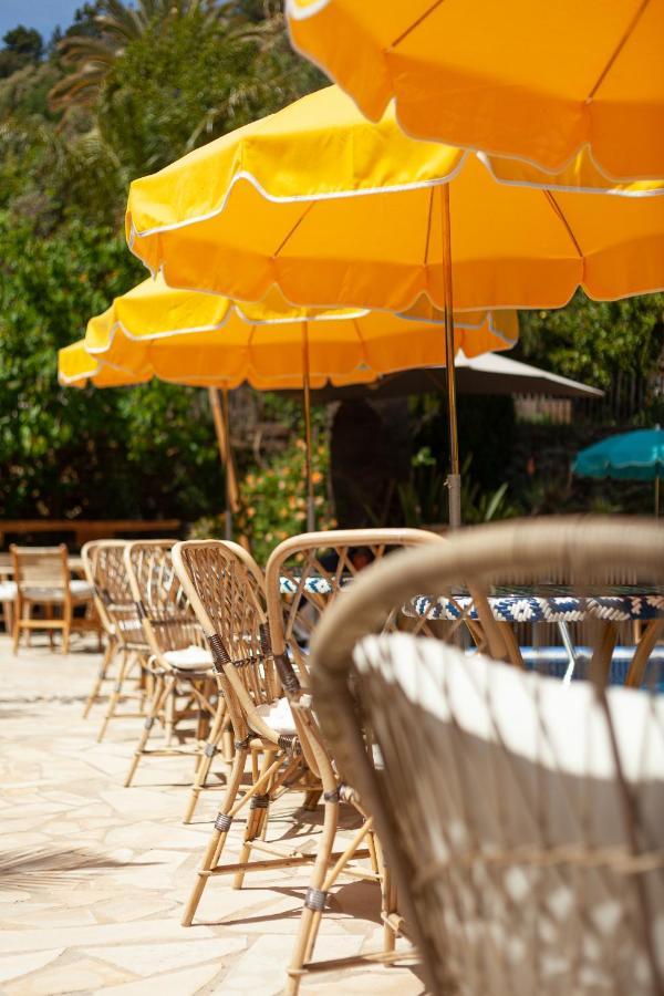 Hotel La Piscine Le Lavandou Exterior photo