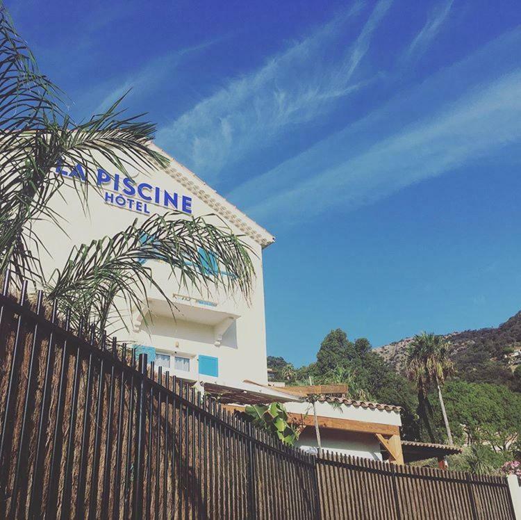 Hotel La Piscine Le Lavandou Exterior photo